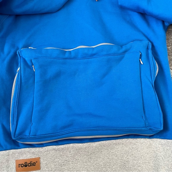 Roodie Hoodie Pet Pouch Carrier Royal Blue Medium - Picture 5 of 9
